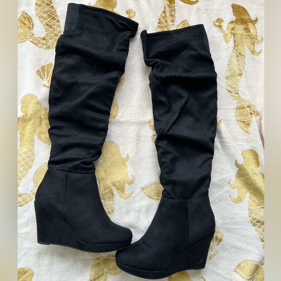 Chinese Laundry - LARISA OVER THE KNEE RUCHED WEDGE BOOT - Black - Size 6 - Picture 1 of 5